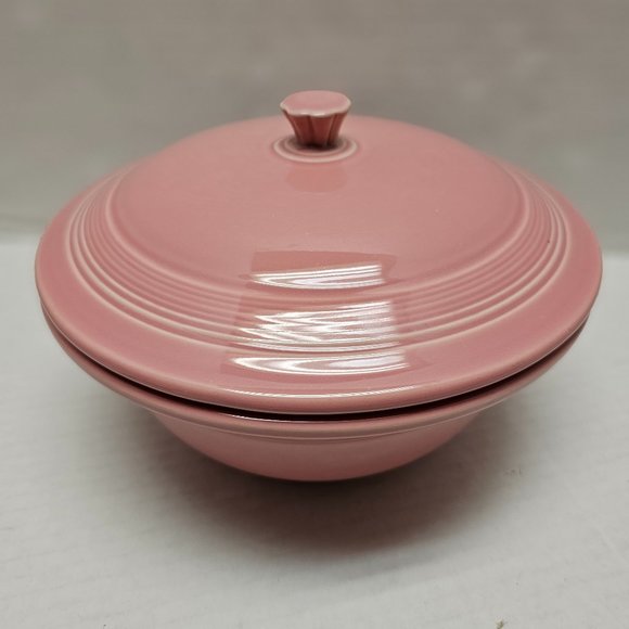 Fiesta Ware Large Serving Bowl Lid Rose Pink Casserole Homer Laughlin Vintage - Picture 1 of 14